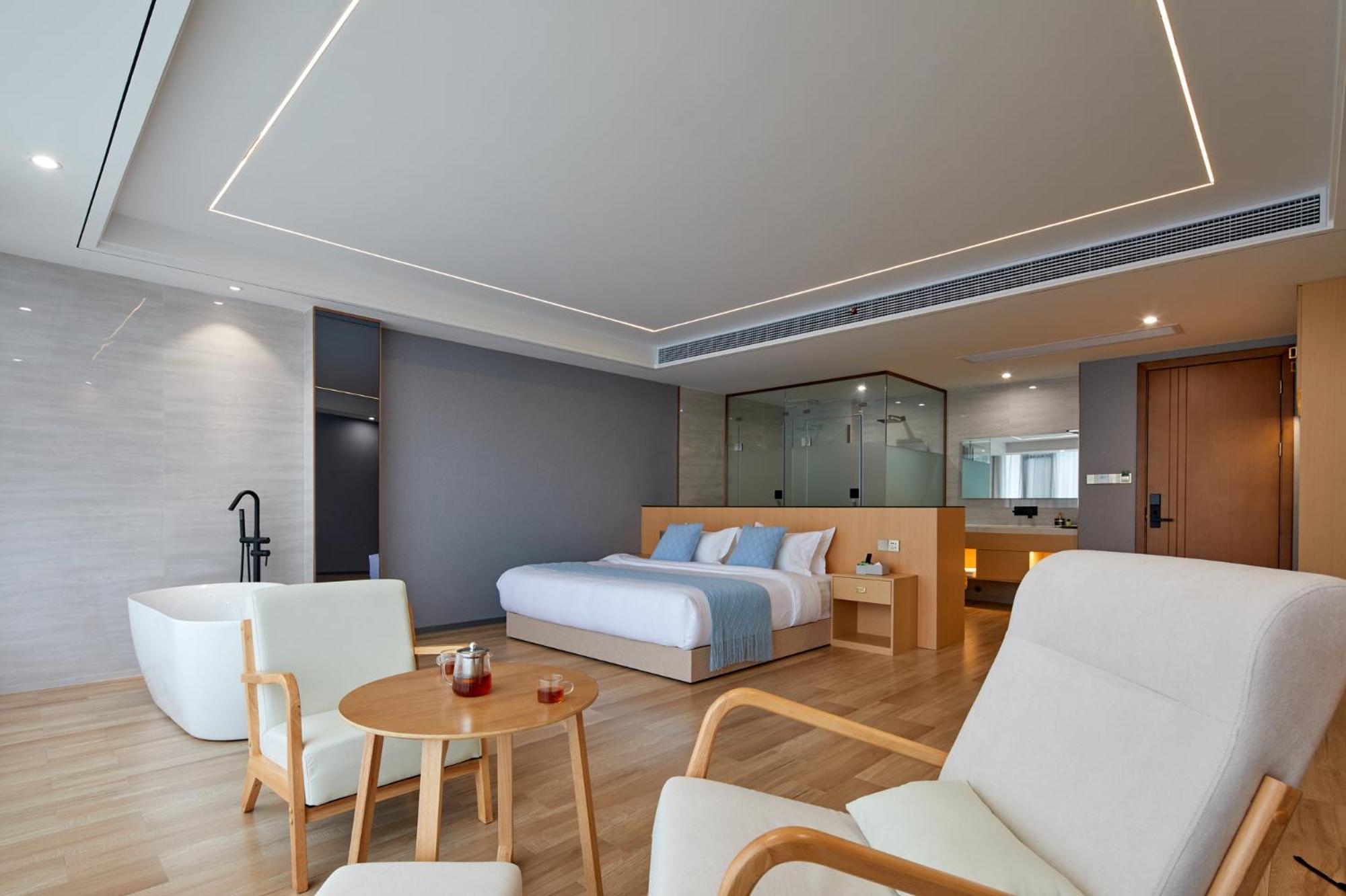 Yangshuo Fortune Lake Inn- One Way Free Pick Up From Airport Or Ts Over 3 Nights 外观 照片