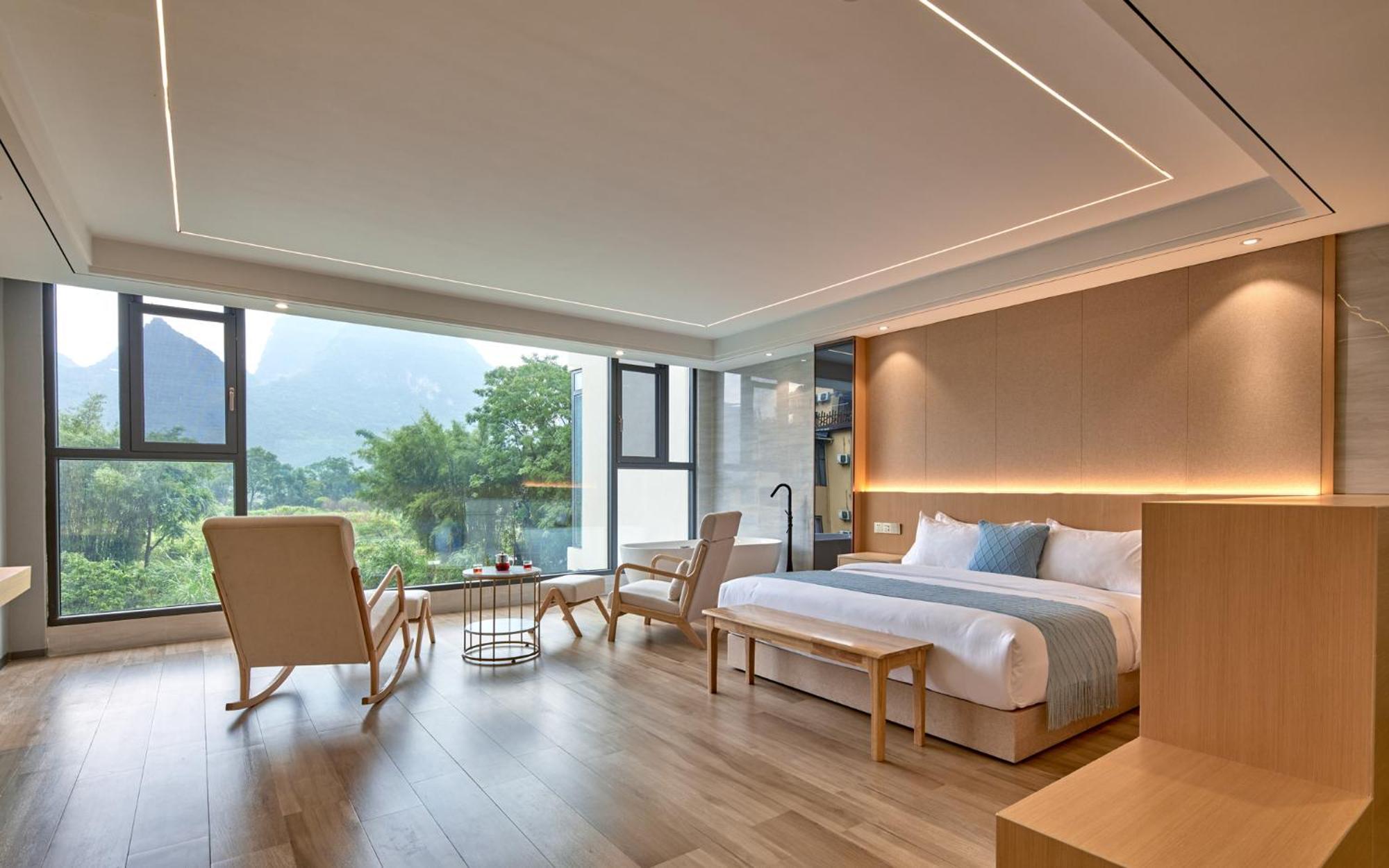 Yangshuo Fortune Lake Inn- One Way Free Pick Up From Airport Or Ts Over 3 Nights 外观 照片