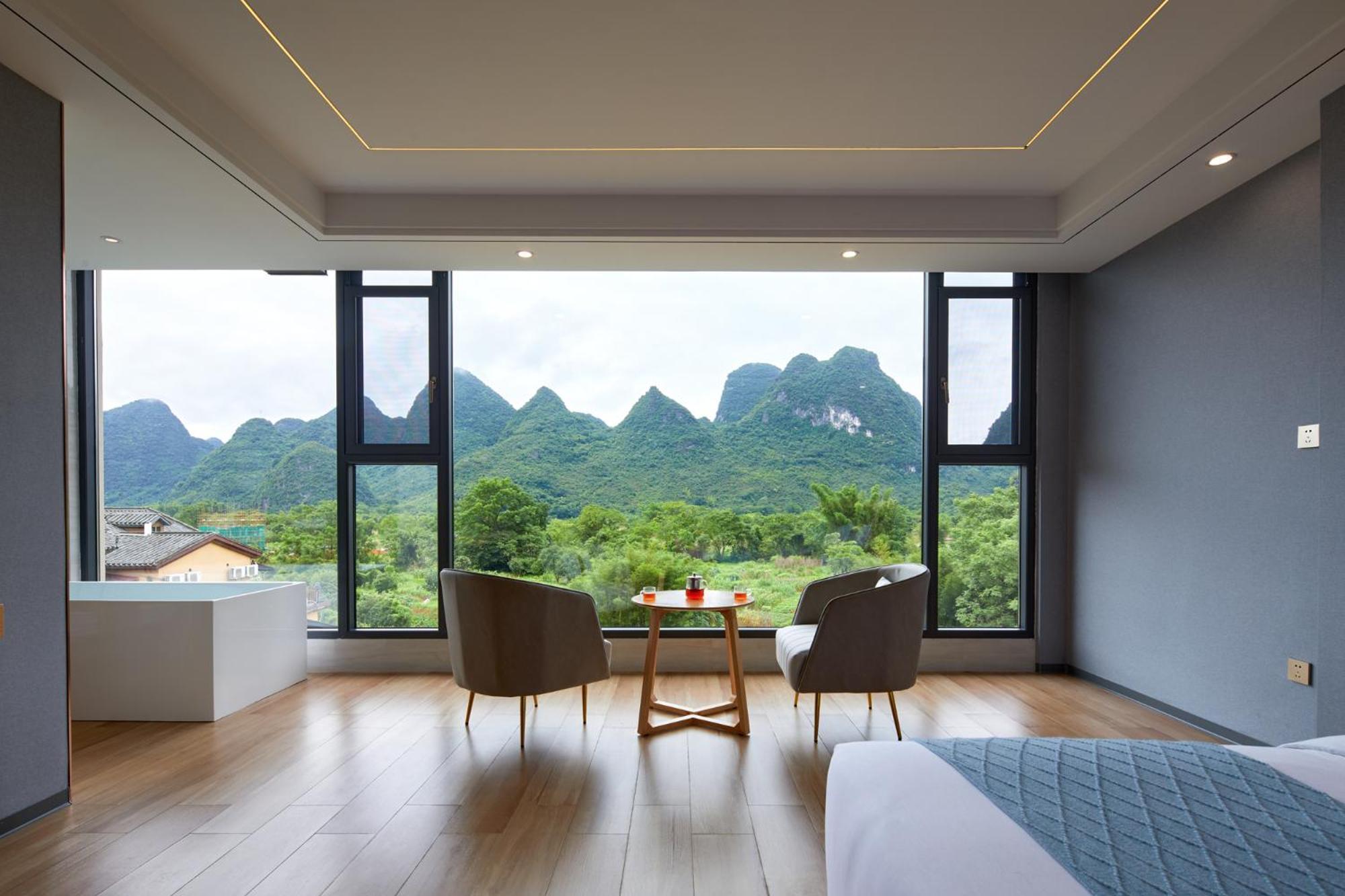 Yangshuo Fortune Lake Inn- One Way Free Pick Up From Airport Or Ts Over 3 Nights 外观 照片