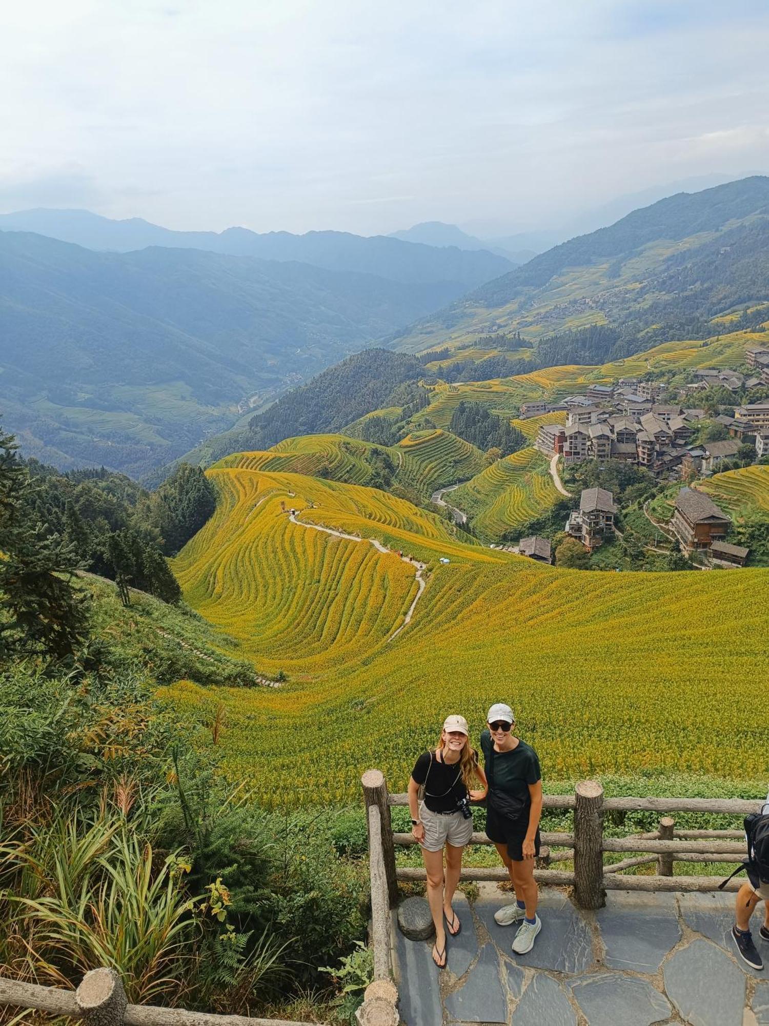 Yangshuo Fortune Lake Inn- One Way Free Pick Up From Airport Or Ts Over 3 Nights 外观 照片