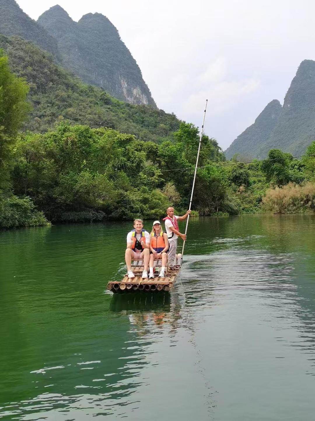 Yangshuo Fortune Lake Inn- One Way Free Pick Up From Airport Or Ts Over 3 Nights 外观 照片