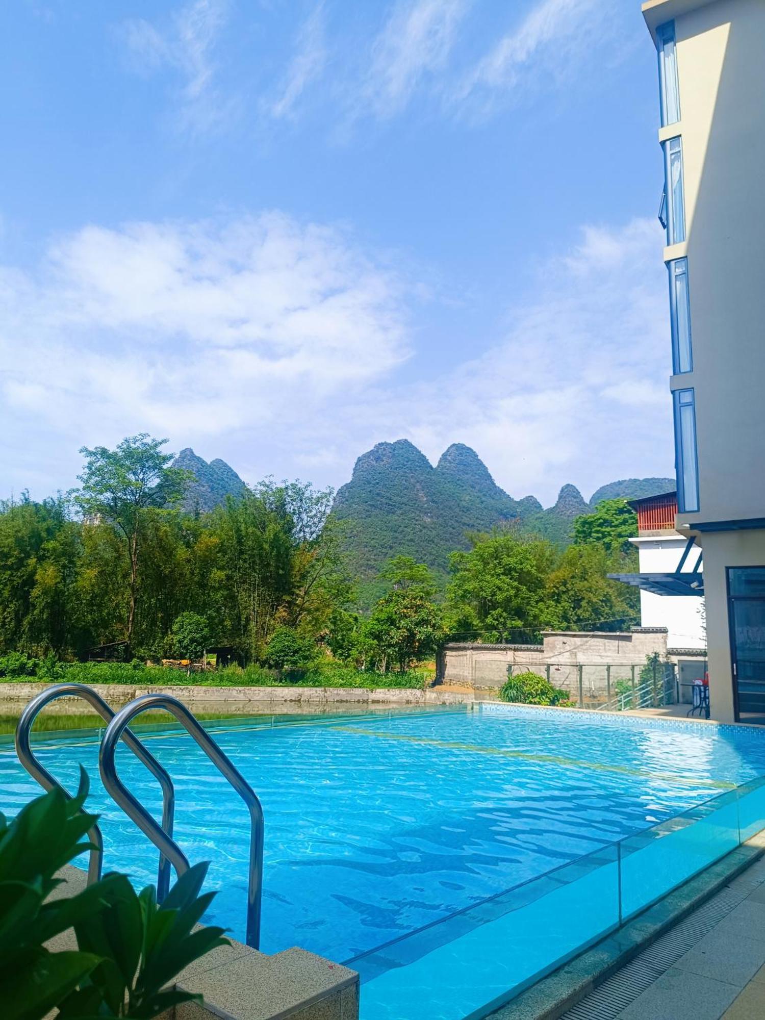 Yangshuo Fortune Lake Inn- One Way Free Pick Up From Airport Or Ts Over 3 Nights 外观 照片
